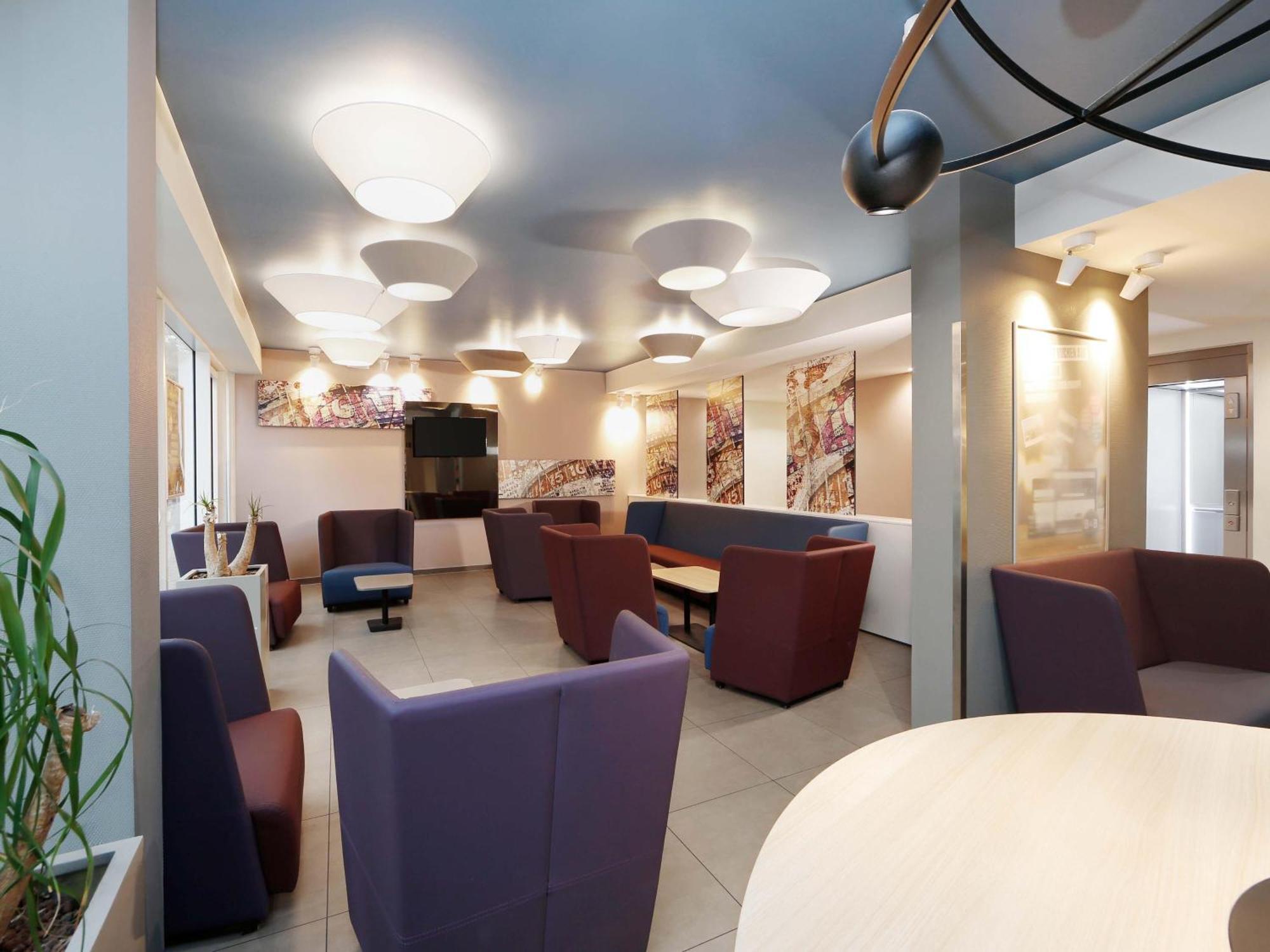B&B Hotel Berlin-Alexanderplatz — Fotoğraflar 1